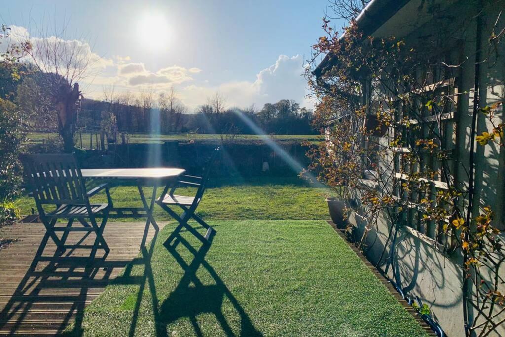 Spacious With Spectacular Views And Private Garden Villa Buxton  Buitenkant foto