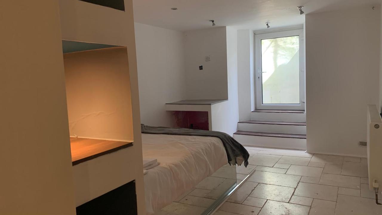 Spacious With Spectacular Views And Private Garden Villa Buxton  Buitenkant foto